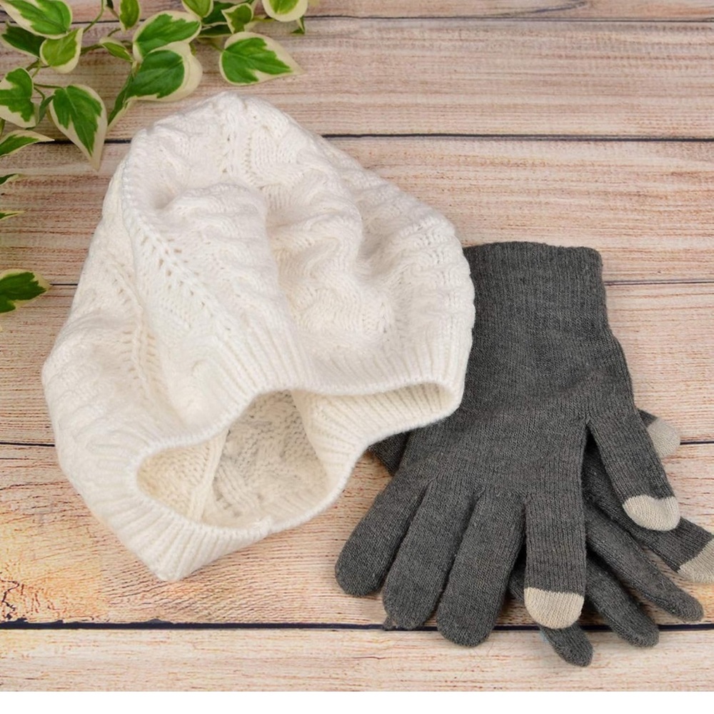 Off white Soft Beanie, Chic, and Lightweight Crochet Knitted Style Beanie Hat - Picture 4 of 4